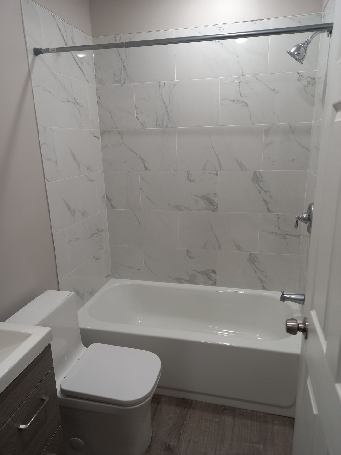 square toilet with soft close seat and lid