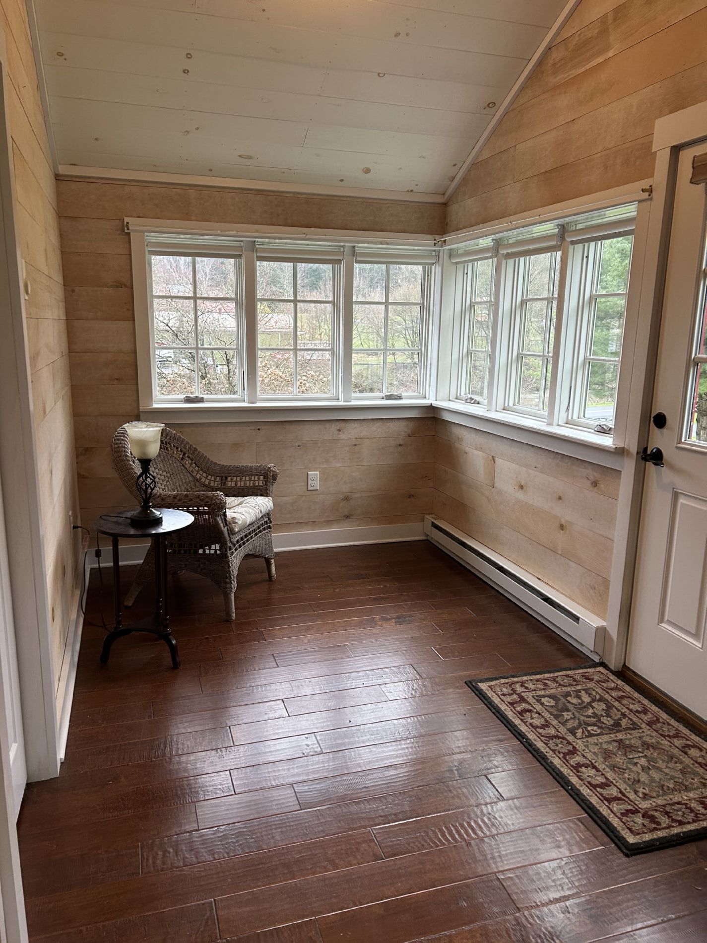 Apartment Alcove and Closet For Office, Storage, or Seating